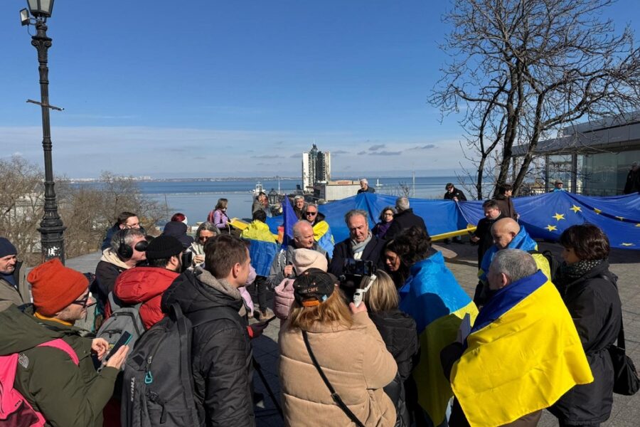 'Serve scudo protettivo sui cieli dell'Ucraina'. Presente anche Pina Picierno