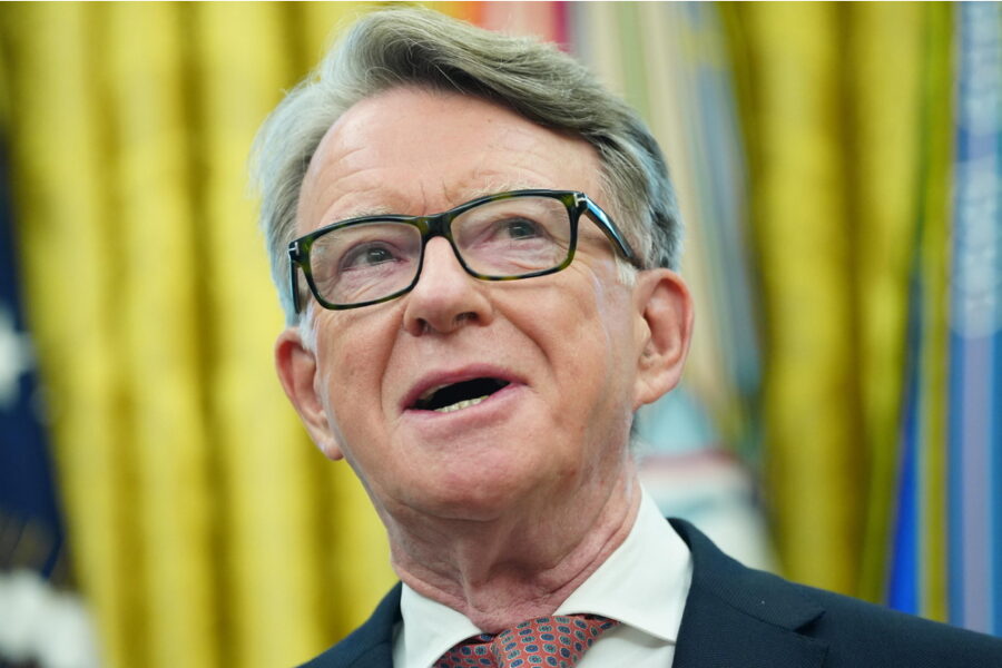 Ex ambasciatore Mandelson arrestato in Gb per lo scandalo Epstein