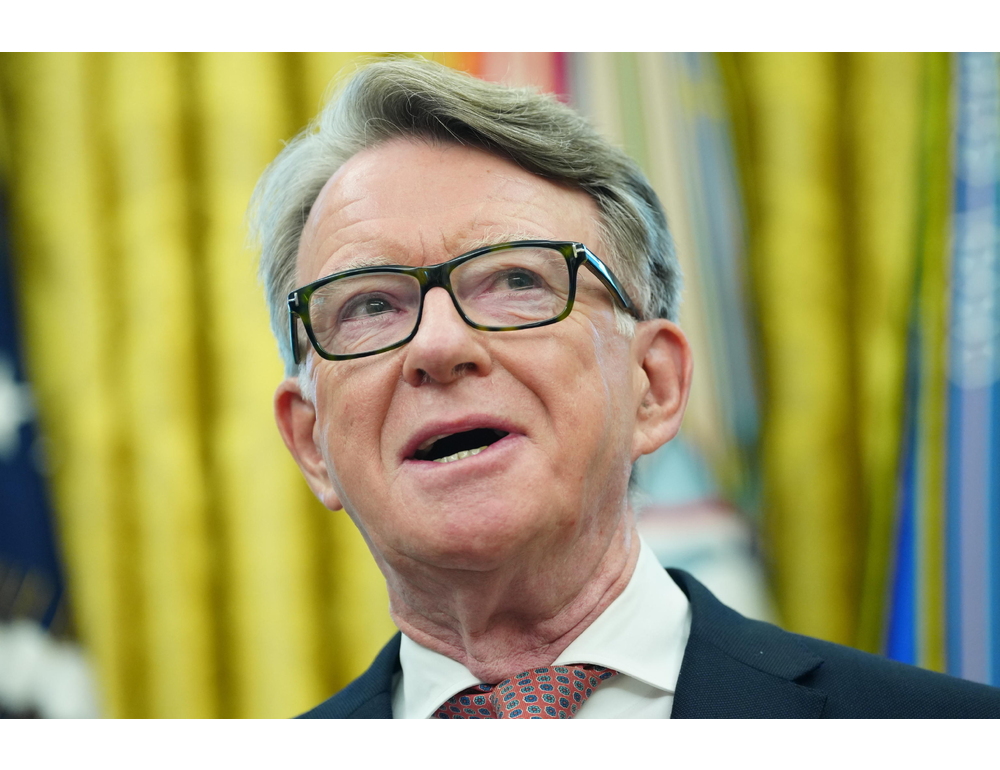 Ex ambasciatore Mandelson arrestato in Gb per lo scandalo Epstein