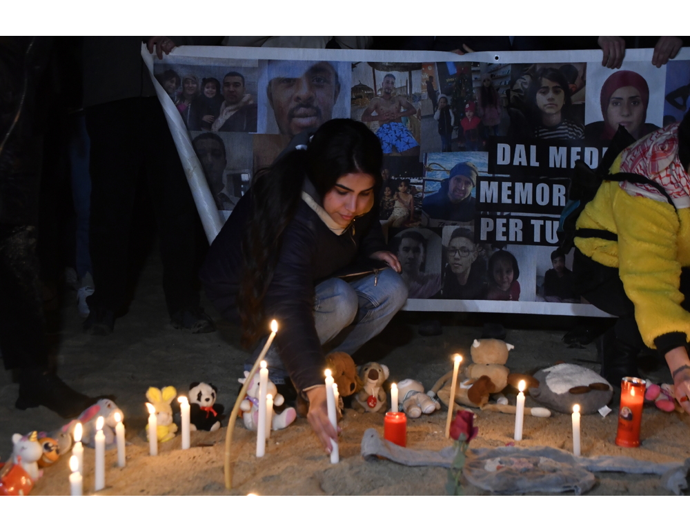 Familiari vittime di Cutro, ‘fuggivano per sopravvivere e avere una chance di vita’