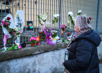 Su una piattaforma online