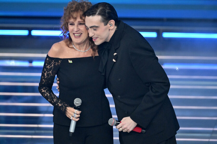 Nel duetto con Michele Bravi in Domani è un Altro Giorno