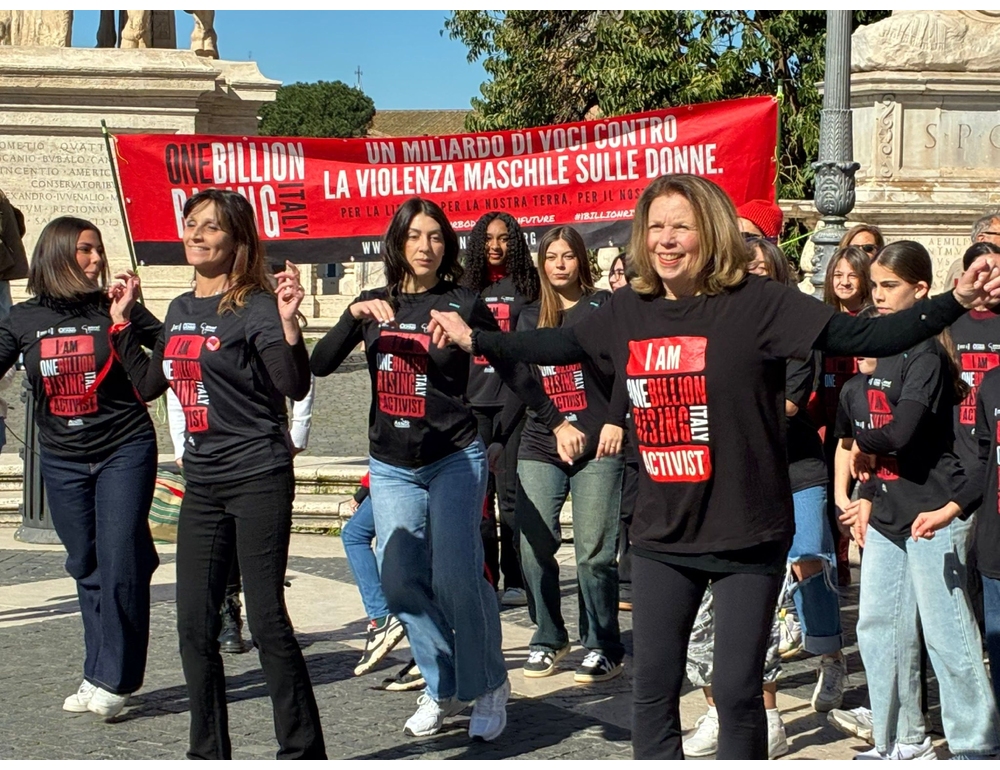 Flash mob di One Billion Rising in piazza del Campidoglio a Roma
