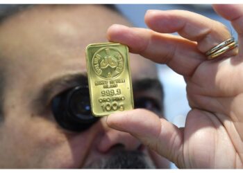 Dopo un giorno si è accorto dell'errore e ha avvertito i carabinieri