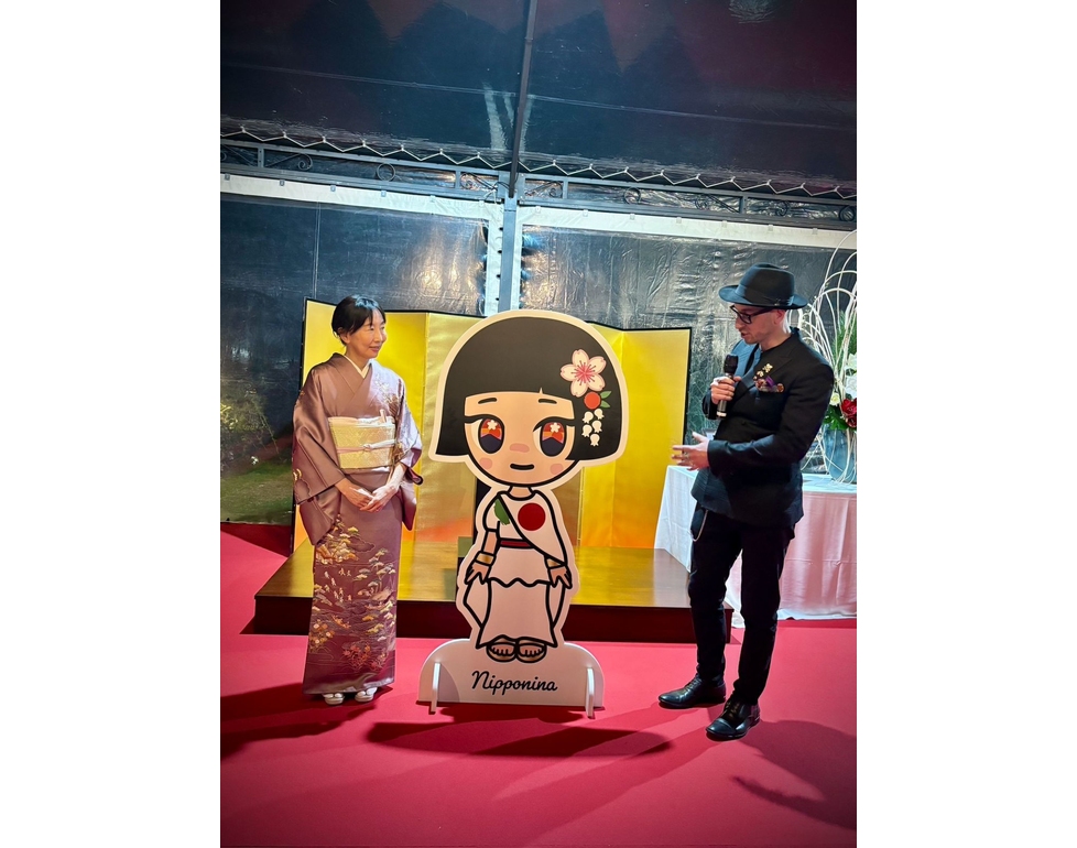 Giappone presenta Nipponina, mascotte per i 160 anni di rapporti con l’Italia