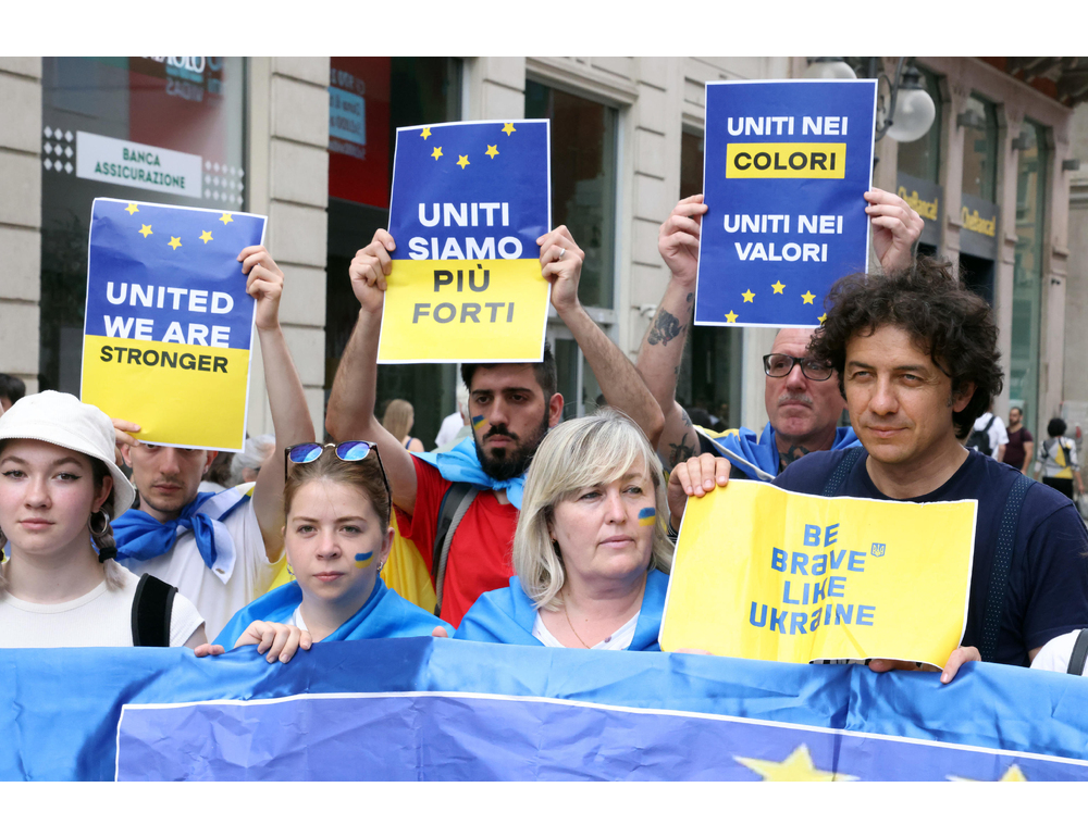 Il 24 febbraio i colori della bandiera ucraina su Palazzo Marino