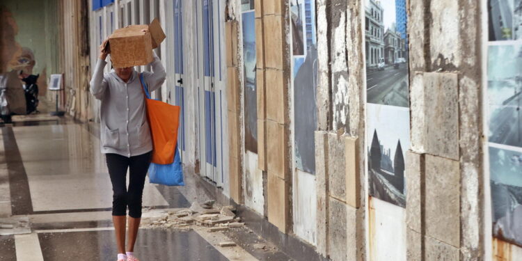 Inviate due navi della Marina