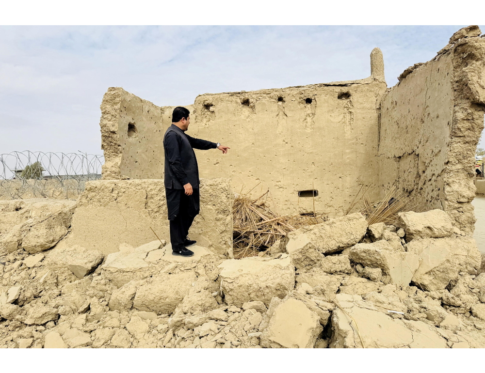 Il Pakistan conferma i raid sull’Afghanistan