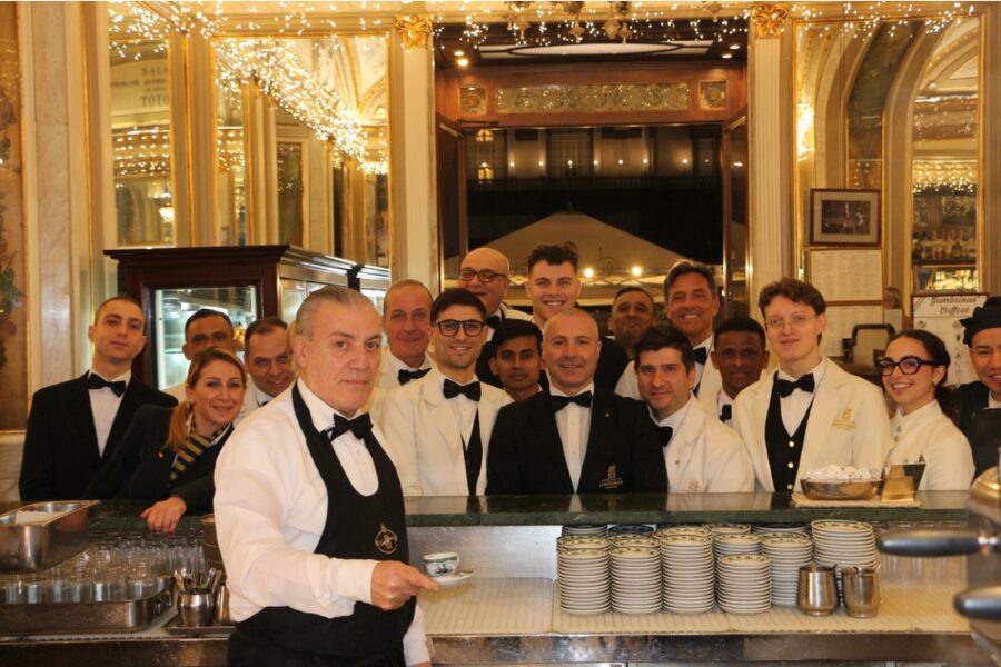 Ultimo giorno di lavoro per Lello Rocchetti: 1000 tazzine al giorno in oltre 30 anni