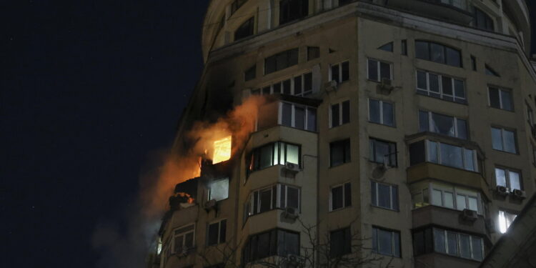 'Colpito un mercato con bombe a grappolo'