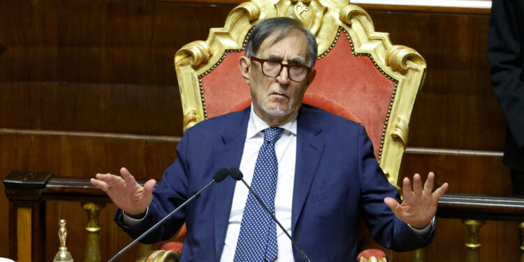 Appello presidente del Senato: "Si trovi presto soluzione positiva"