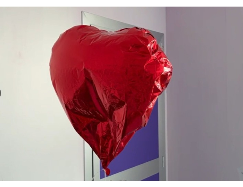 La strage di Crans, ‘Elsa contenta, è arrivata con il suo palloncino’