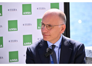 Secondo fonti l'ex premier li ha invitati a 'un percorso chiaro'