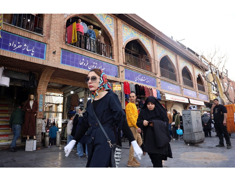 Media, la polizia nelle università in Iran per reprimere proteste