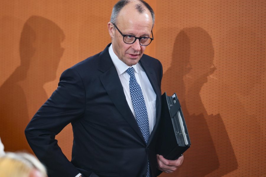 Il Cancelliere mette in discussione il progetto