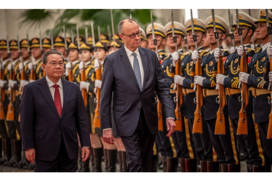 Il Cancelliere durante l'incontro a Pechino con il primo ministro Li Qiang