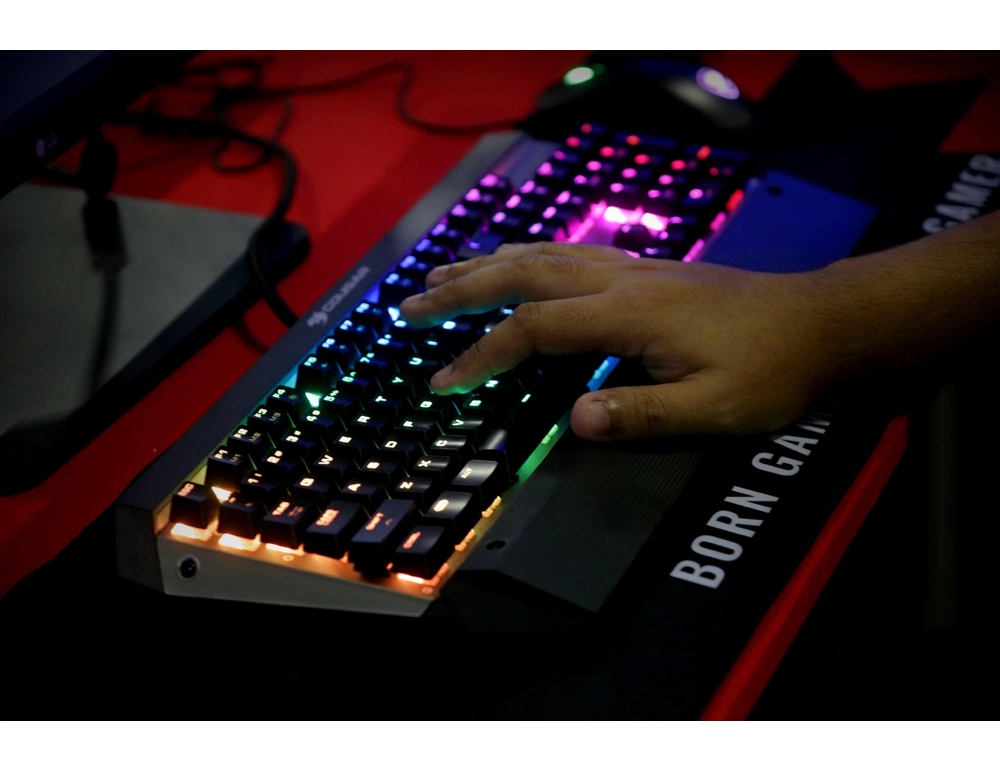 Microsoft, il 93% italiani preoccupato dall’uso improprio dell’IA