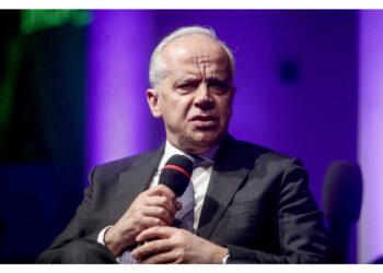 'Comportamento irresponsabile che mette a rischio la vita stessa delle persone'