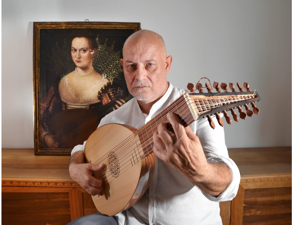 Mimmo Peruffo maestro cordaio che ridà voce a strumenti antichi