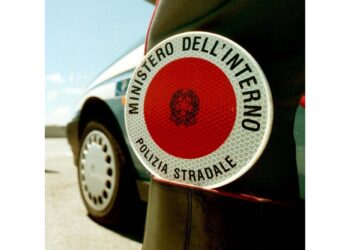 Ricoverato e piantonato in ospedale