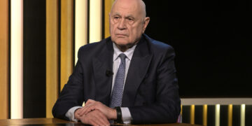 'Deve essere omogenea. D'Alema voleva affidarla al Parlamento