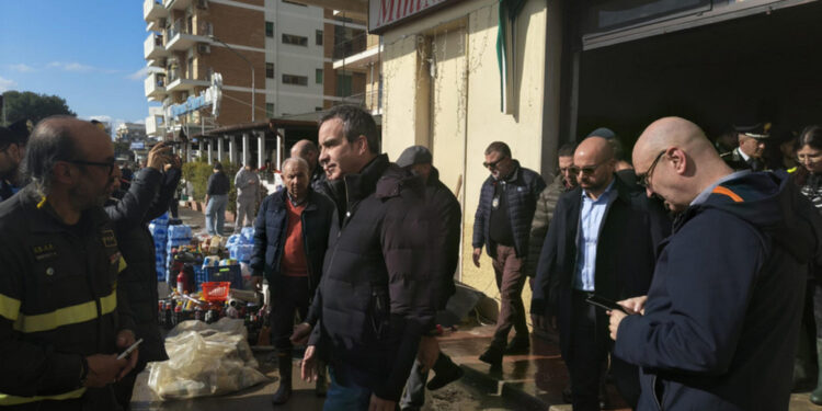 'Per ogni intervento servono 18 pareri. Serve anche un fondo per demolire edifici abusivi'