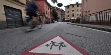 La docente è finita in ospedale