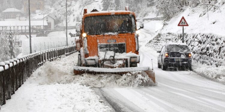 Nel weekend nuova perturbazione con forte calo termico e neve fino a bassa quota
