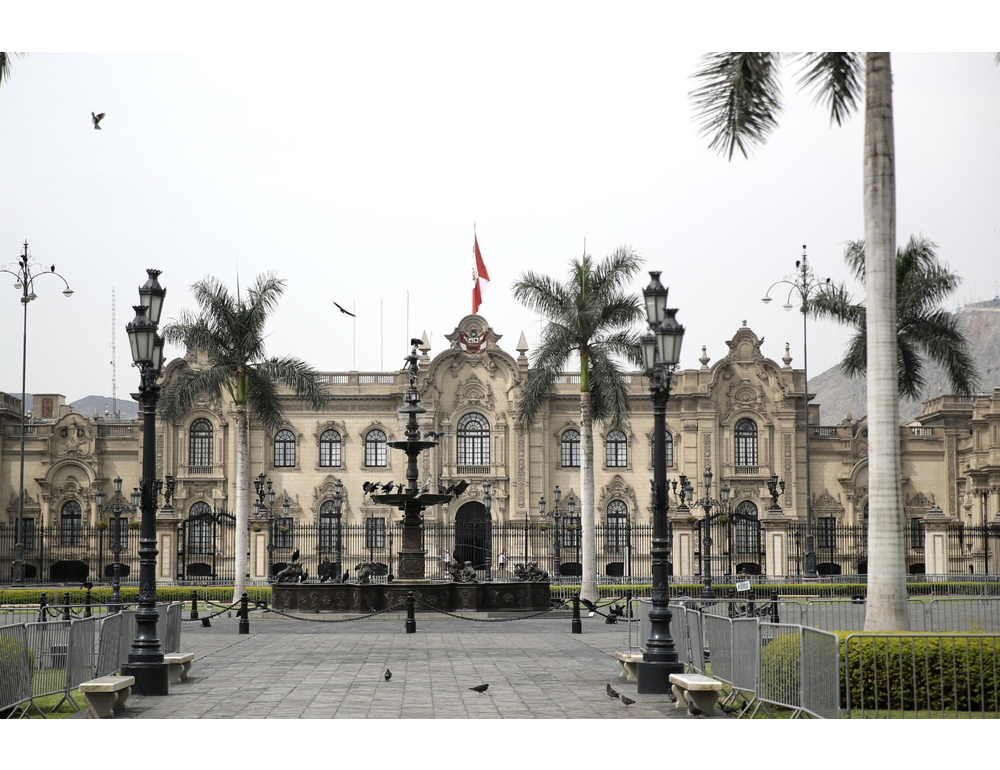 Perù, ballottaggio in Parlamento per la presidenza ad interim