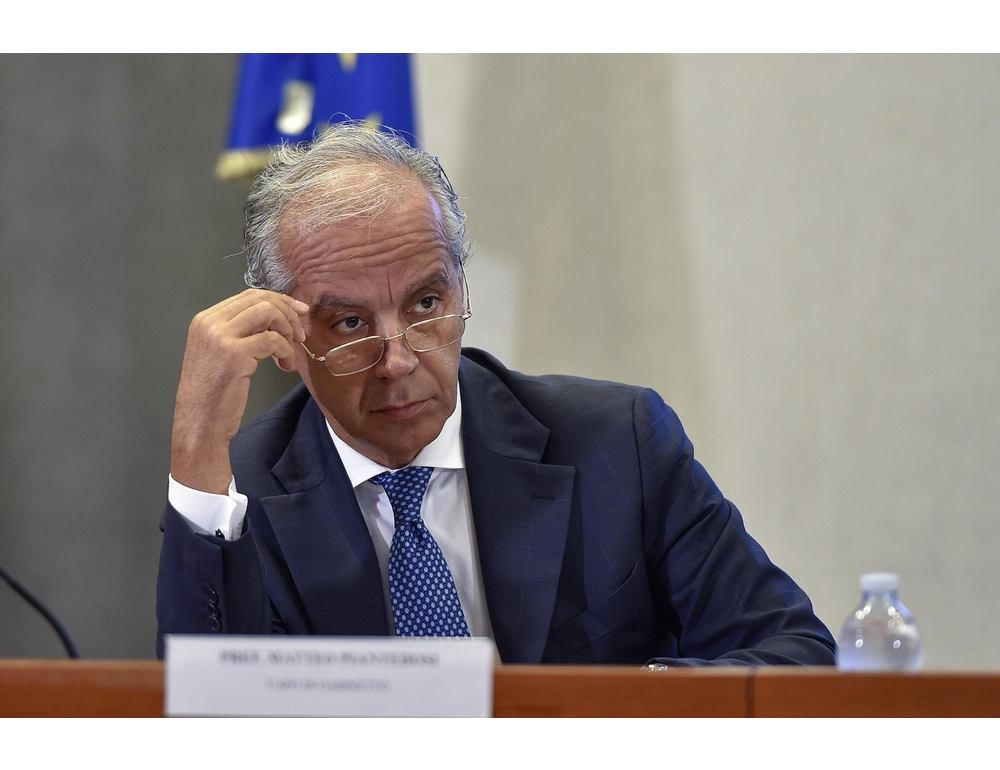 Piantedosi, impugneremo sentenze su Sea watch