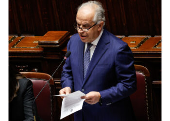 'Chi sfila a fianco di questi delinquenti offre loro una prospettiva di impunità"