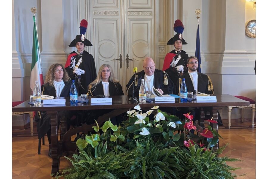 'Ma pochi si ricordano di avere doveri e soprattutto oneri'