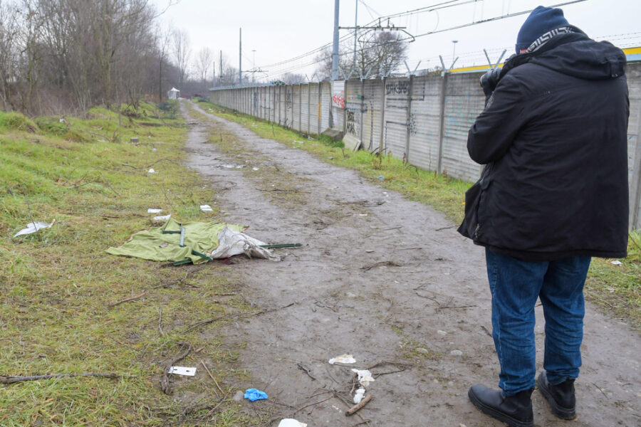 Erano con l'agente che ha sparato e sono accusati di favoreggiamento