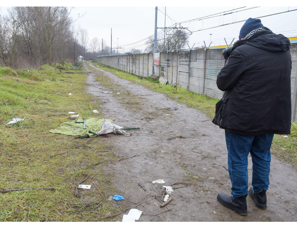 Pusher ucciso a Rogoredo, interrogati in Questura 4 poliziotti indagati