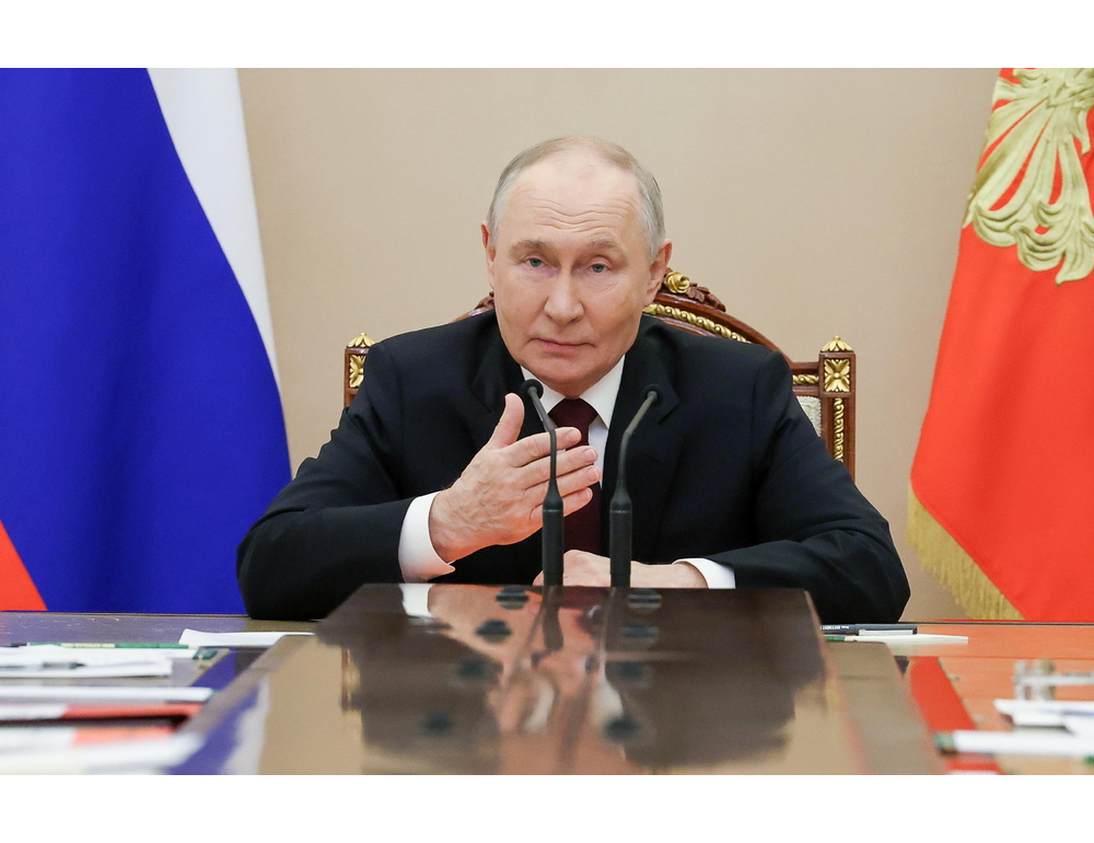 Putin, ‘la Russia continuerà a rafforzare le proprie forze armate"