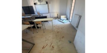 Danneggiate aule e svuotati estintori. Danni per 10mila euro