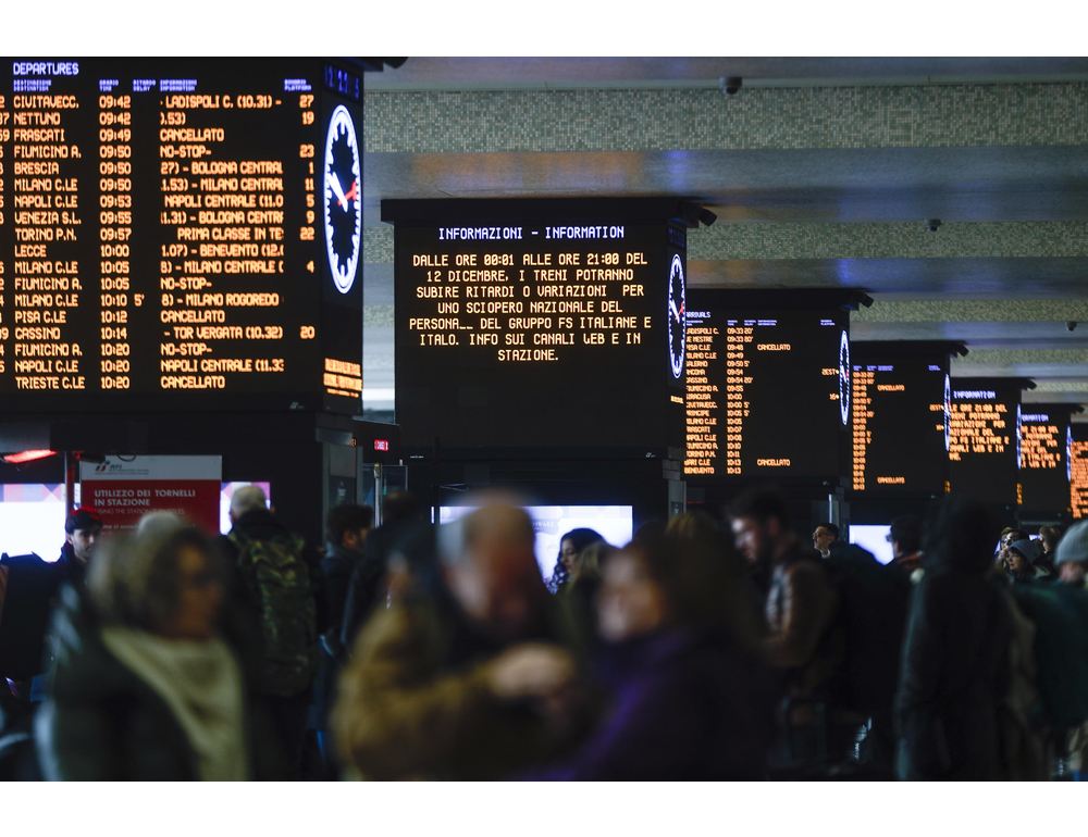 Sabotaggi sulla linea Av, pm antiterrorismo Roma al lavoro su informativa