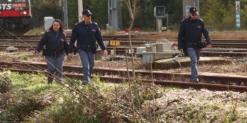Tra le ipotesi legame tra incendio a Pesaro e danneggiamenti a Bologna
