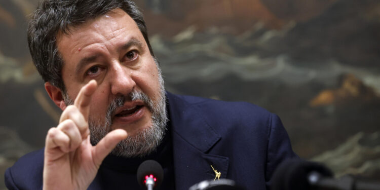 'Da un procuratore della Repubblica ci si aspetta terzietà e sobrietà'