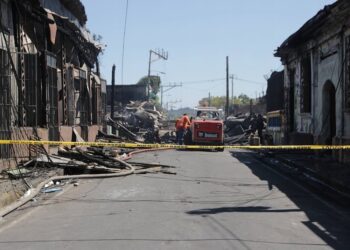 Distrutto edificio centenario