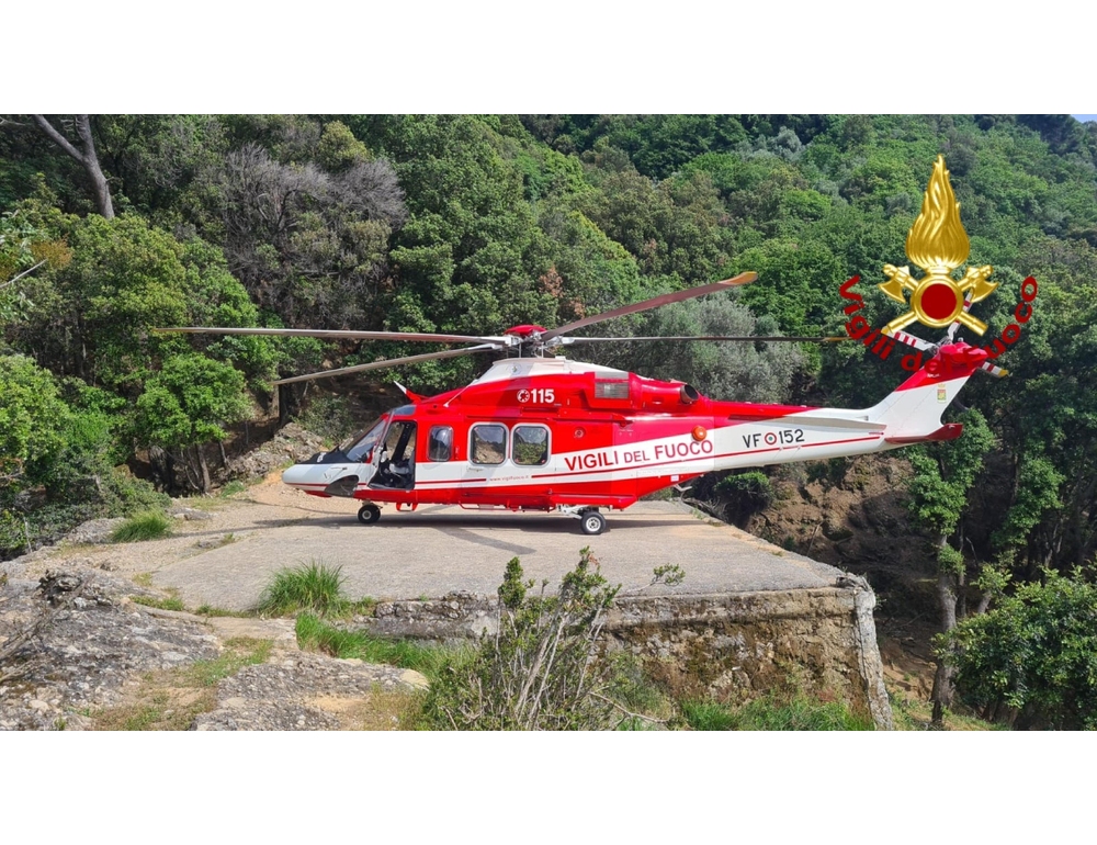 Sanremo: elicottero vigili del fuoco per portare Mogol a Roma, è polemica