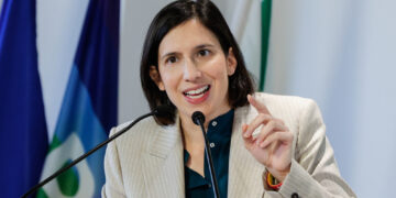 Girerò tutto il paese in lungo ed il largo insieme a tutto il Pd