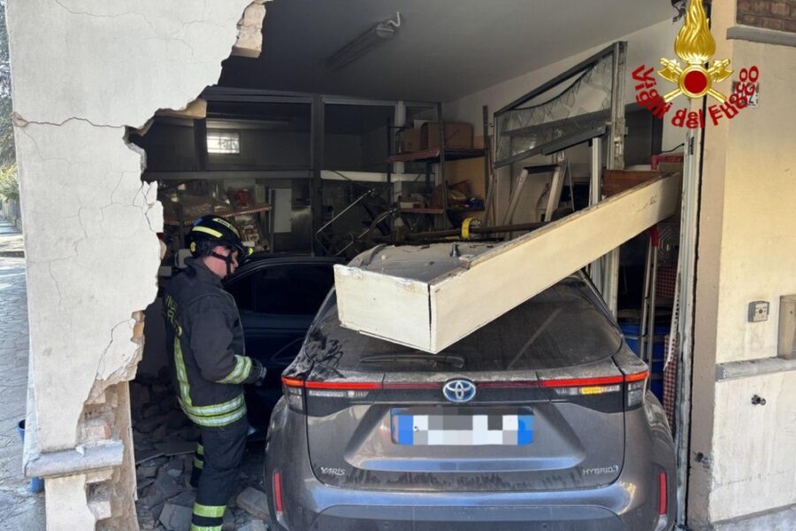 Quattro persone sono rimaste ferite in maniera non grave