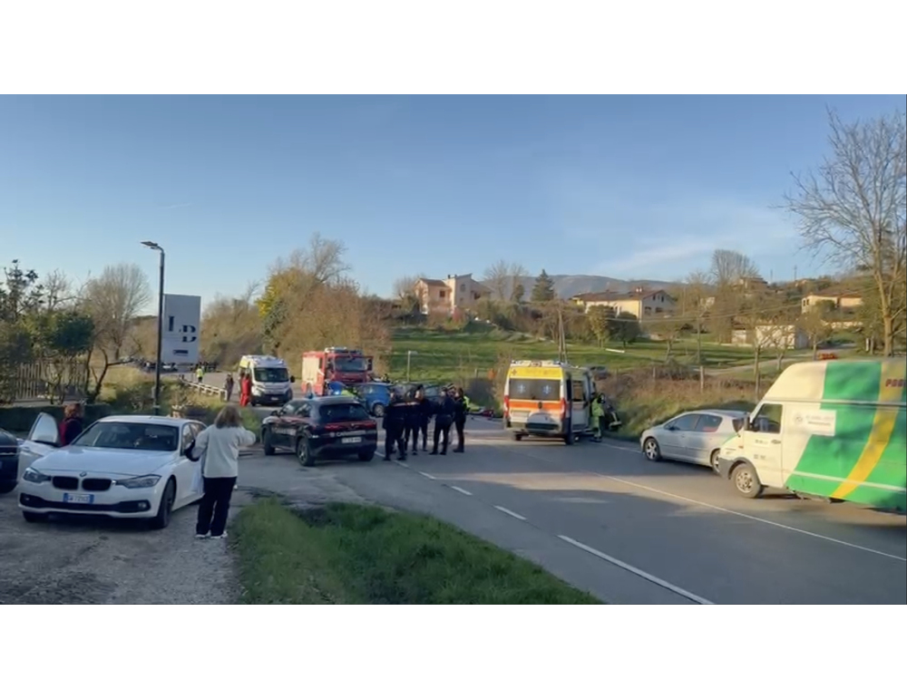 Scontro tra quattro auto vicino Cassino, morti marito e moglie