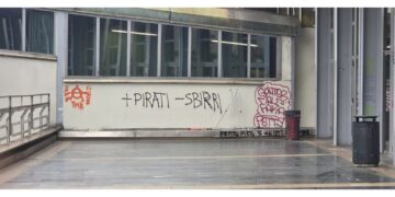 'Vogliamo siano individuati e perseguiti i responsabili di questo gesto'