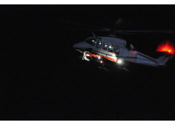 Per un errore tecnico è entrato nell'acqua ghiacciata