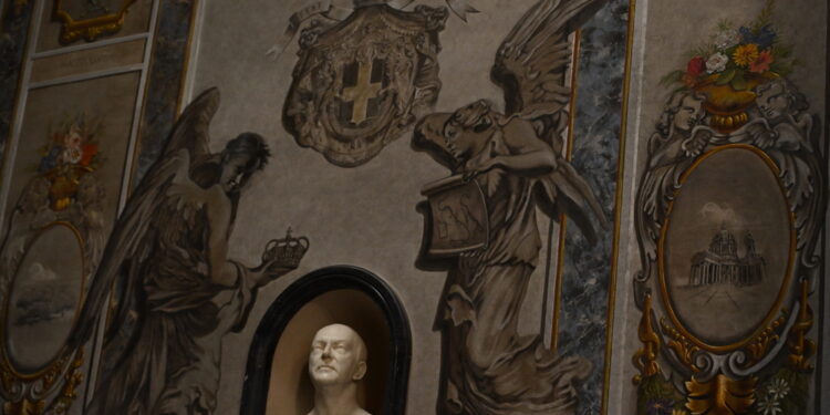 L'attuale decorazione frutto del ripristino del 2025