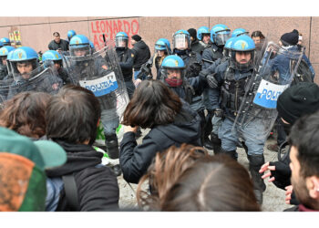 Il racconto di alcuni ragazzi del corteo pacifico