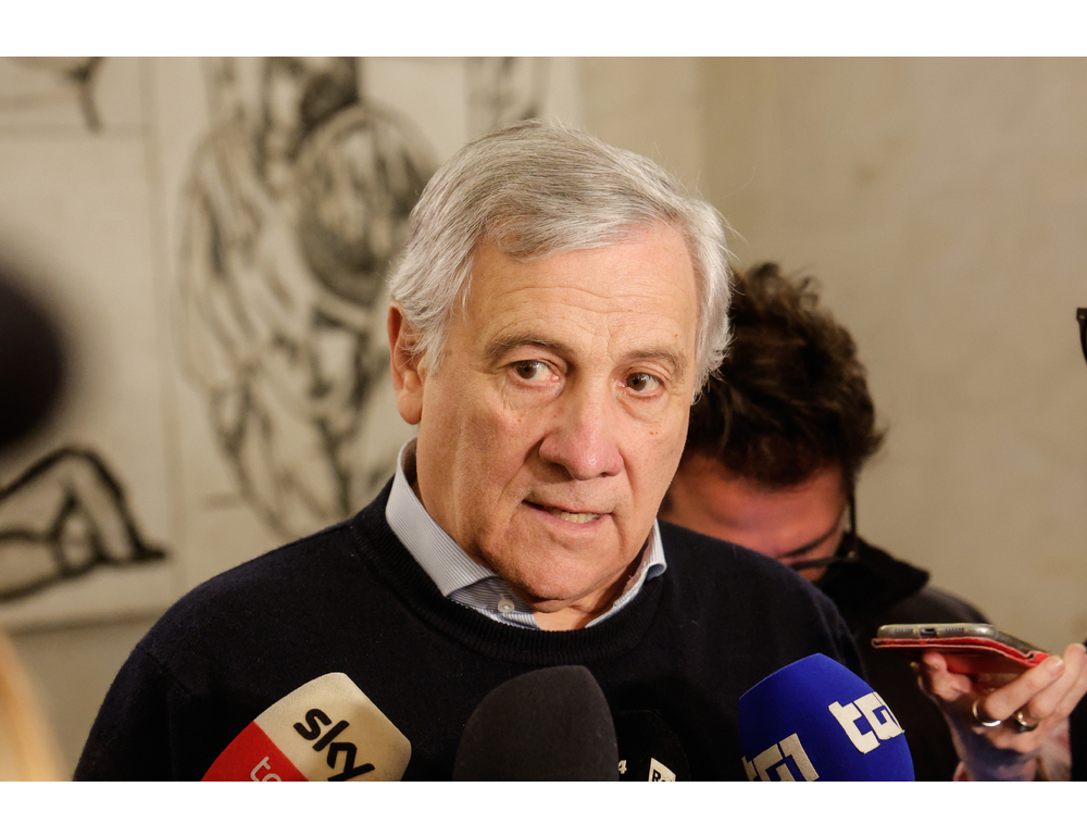 Tajani, nessun italiano coinvolto negli attacchi in Iran e nel Golfo