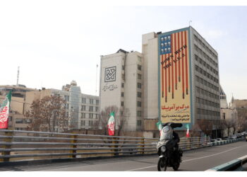 'Washington sia indipendente nella sua politica estera'